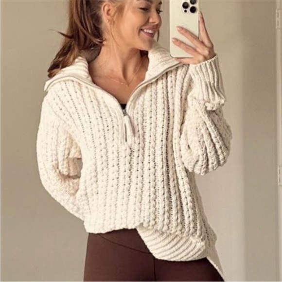 aerie Sweaters - Aerie Cable Car Quarter Zip Oversized Chenille Sweater Cream Size M